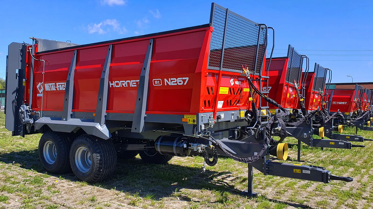 METAL-FACH N267 8T - Manure spreader: picture 4 METAL-FACH N267 8T - Manure spreader: picture 4