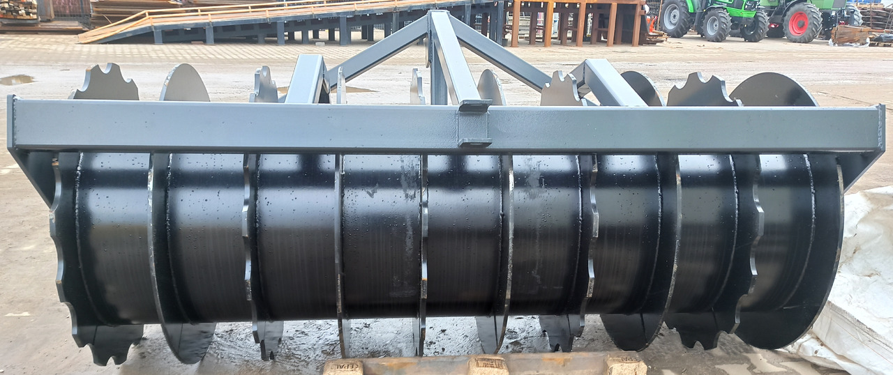 METAL-TECHNIK Wał pryzmowy - Farm roller: picture 5 METAL-TECHNIK Wał pryzmowy - Farm roller: picture 5