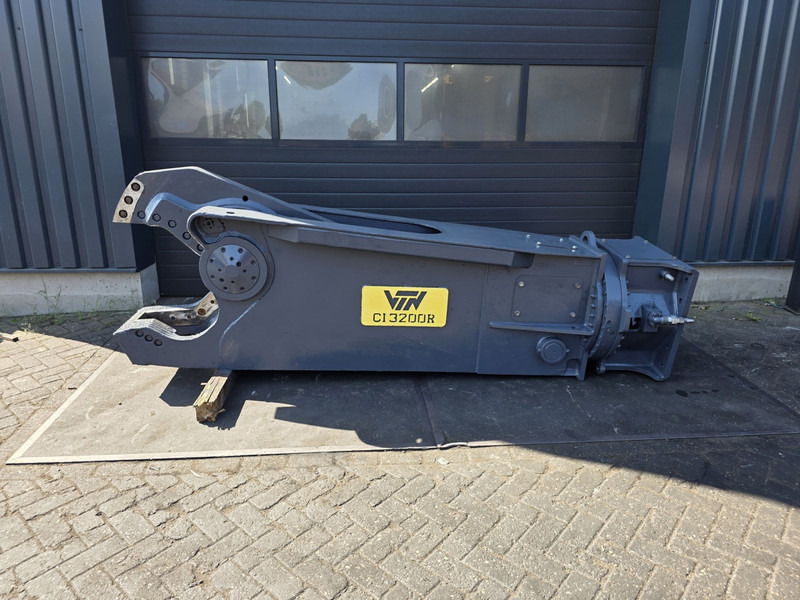 Schrootschaar vtn ci3200R scrap shear labaounty genesis fortress scrap shear schrootschaar - Demolition shears: picture 1 Schrootschaar vtn ci3200R scrap shear labaounty genesis fortress scrap shear schrootschaar - Demolition shears: picture 1