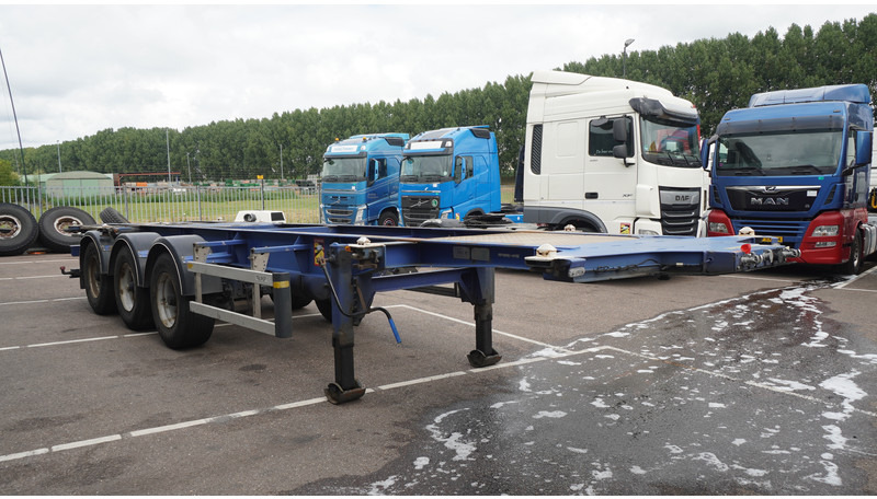 Burg 3 AXLE CONTAINER 30 FT TRANSPORT TRAILER - Container transporter/ Swap body semi-trailer: picture 3 Burg 3 AXLE CONTAINER 30 FT TRANSPORT TRAILER - Container transporter/ Swap body semi-trailer: picture 3