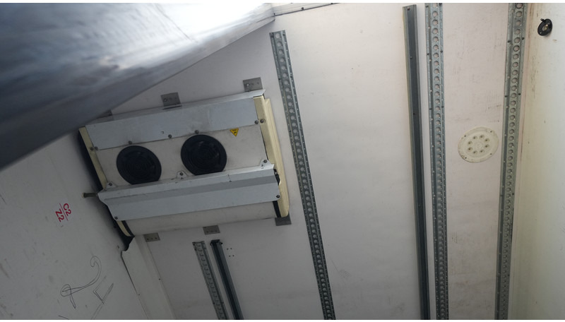 LAMBERET 3 AXLE FRIGO TRAILER WITH CARRIER VECTOR 1950 MT BI-TEMP - Refrigerator semi-trailer: picture 5 LAMBERET 3 AXLE FRIGO TRAILER WITH CARRIER VECTOR 1950 MT BI-TEMP - Refrigerator semi-trailer: picture 5