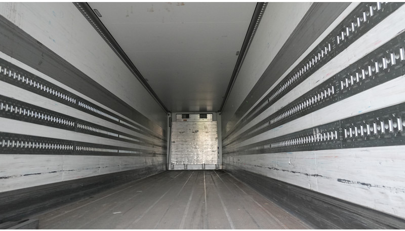 Schmitz Cargobull 3 AXLE FRIGO TRAILER WITH CARRIER VECTOR - Refrigerator semi-trailer: picture 4 Schmitz Cargobull 3 AXLE FRIGO TRAILER WITH CARRIER VECTOR - Refrigerator semi-trailer: picture 4