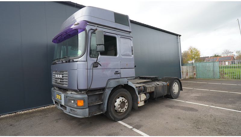 MAN F2000 EURO 2 MANUAL GEARBOX 6 CYLINDER - Tractor unit: picture 3 MAN F2000 EURO 2 MANUAL GEARBOX 6 CYLINDER - Tractor unit: picture 3