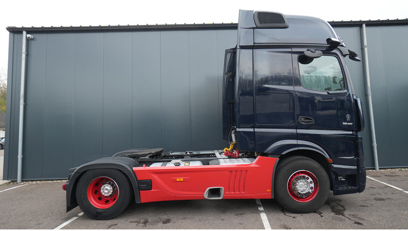 Mercedes-Benz ACTROS 1945 GIGASPACE 747.600KM - Tractor unit: picture 2 Mercedes-Benz ACTROS 1945 GIGASPACE 747.600KM - Tractor unit: picture 2