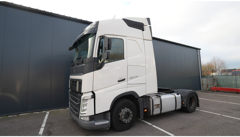 Volvo FH 460 GLOBETROTTER EURO 6 700.600KM - Tractor unit: picture 3 Volvo FH 460 GLOBETROTTER EURO 6 700.600KM - Tractor unit: picture 3