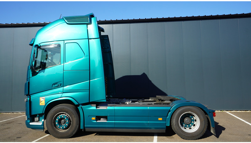Volvo FH 460 GLOBETROTTER EURO 6 - Tractor unit: picture 1 Volvo FH 460 GLOBETROTTER EURO 6 - Tractor unit: picture 1