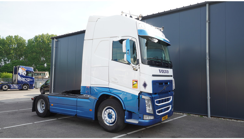 Volvo FH 460 GLOBETROTTER EURO 6 - Tractor unit: picture 4 Volvo FH 460 GLOBETROTTER EURO 6 - Tractor unit: picture 4