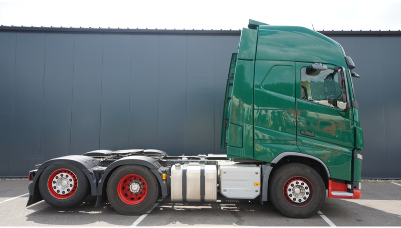 Volvo FH 500 6X2 EURO 6 GLOBETROTTER - Tractor unit: picture 2 Volvo FH 500 6X2 EURO 6 GLOBETROTTER - Tractor unit: picture 2