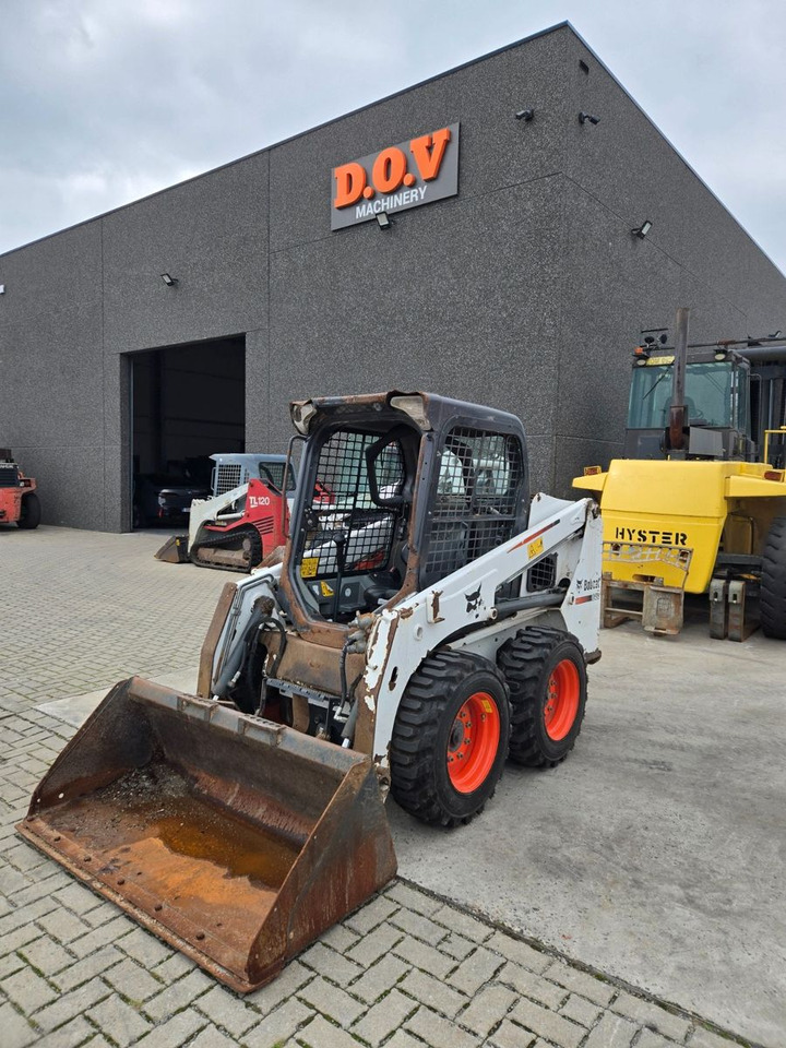 Bobcat S450 - Wheel loader: picture 3 Bobcat S450 - Wheel loader: picture 3