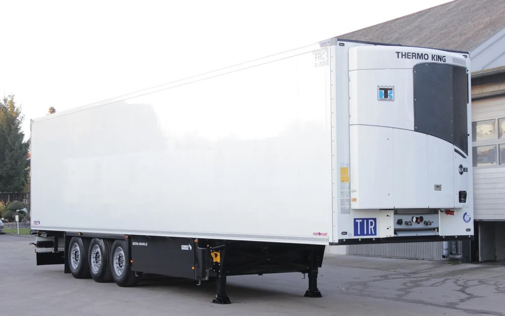 Schmitz Cargobull FP 60 V7 Thermo King SLXi 300 / JAK NOWA / ŚCIANA 7 CM / - Refrigerator semi-trailer: picture 2 Schmitz Cargobull FP 60 V7 Thermo King SLXi 300 / JAK NOWA / ŚCIANA 7 CM / - Refrigerator semi-trailer: picture 2