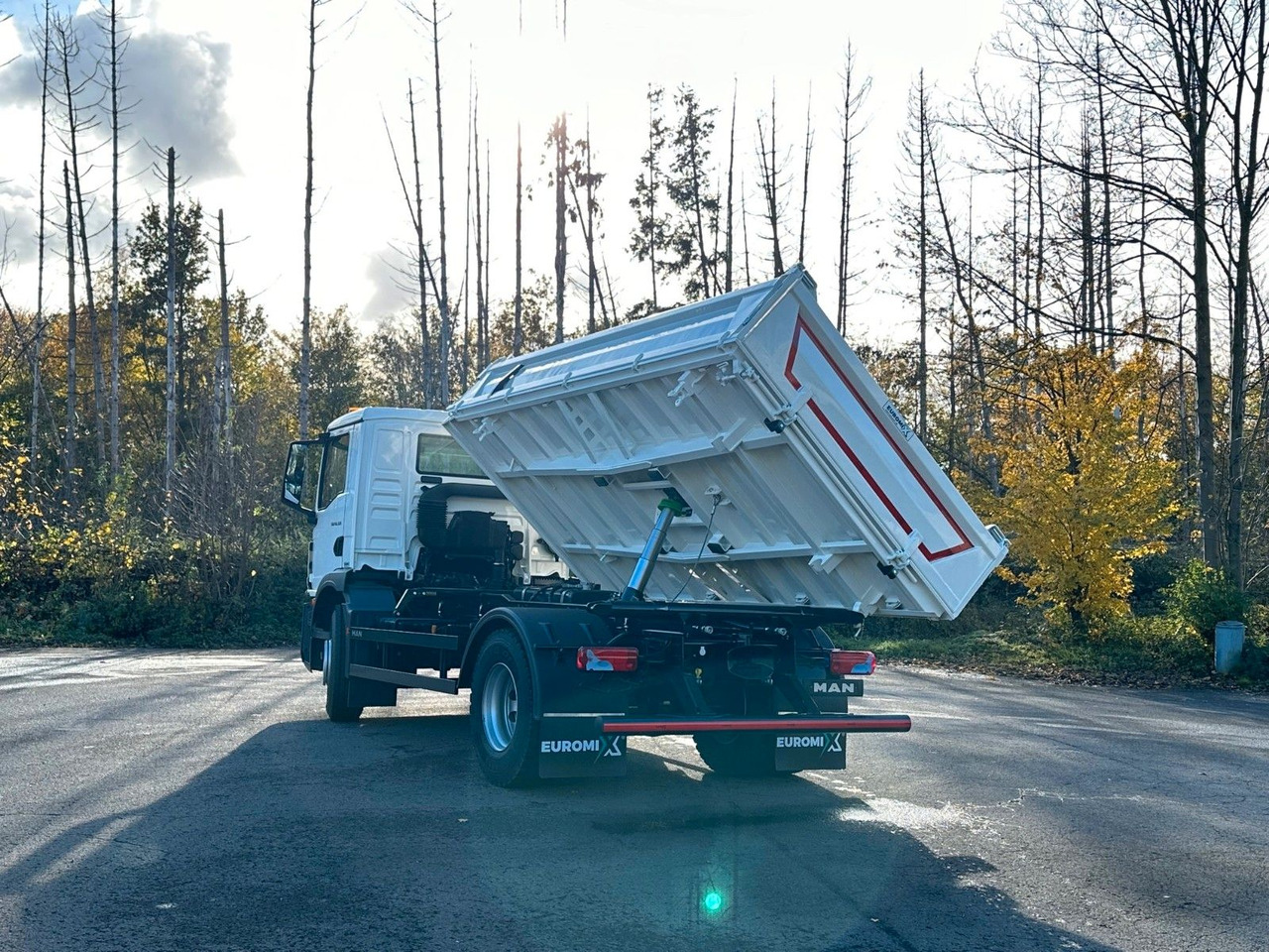 Tipper MAN TGM 18.320  4X2 / Euro 6e 3-Seiten-Kipper: picture 22