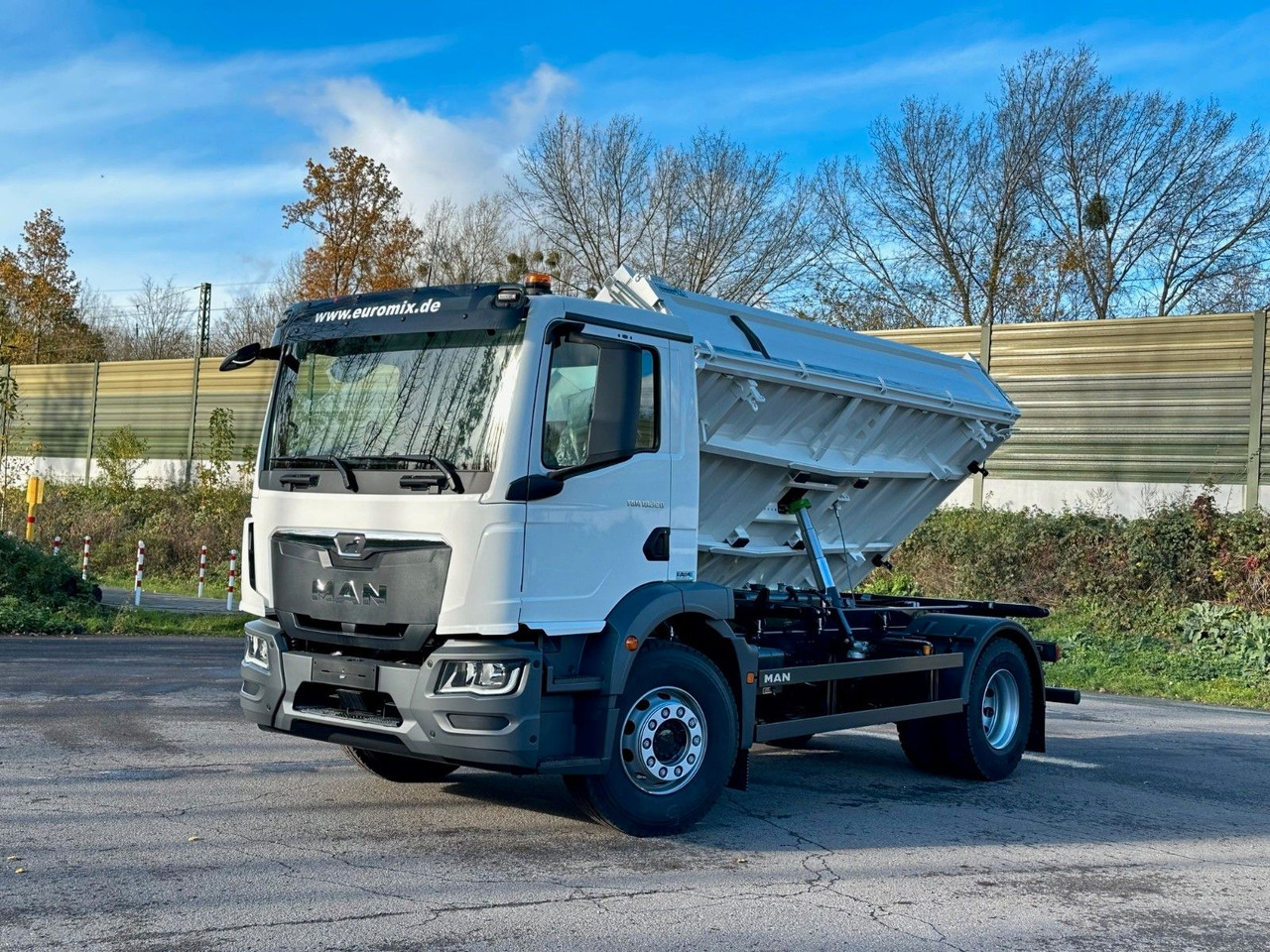 Tipper MAN TGM 18.320  4X2 / Euro 6e 3-Seiten-Kipper: picture 24