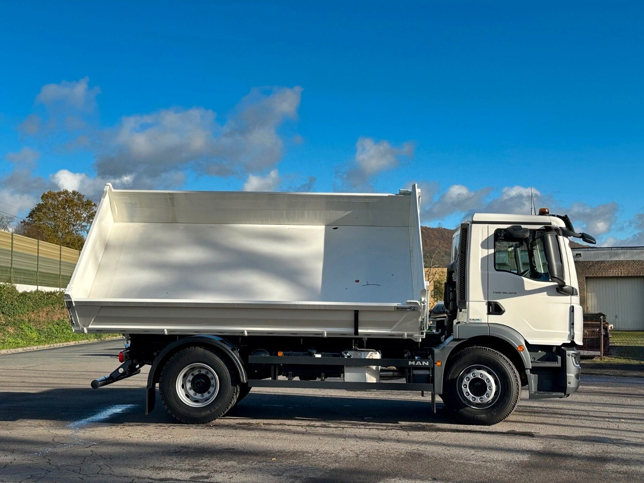 Tipper MAN TGM 18.320  4X2 / Euro 6e 3-Seiten-Kipper: picture 21