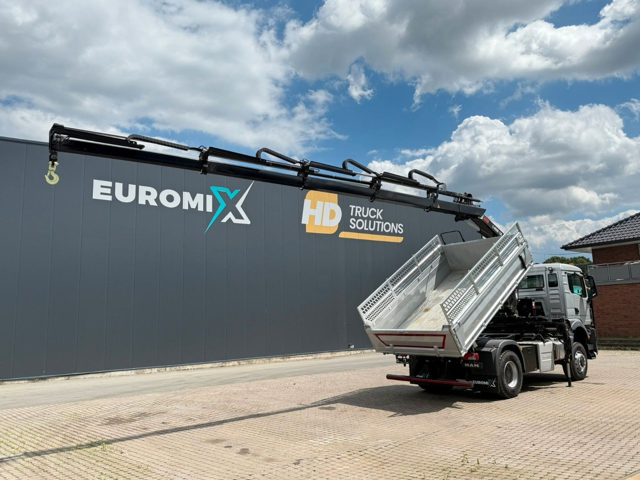 MAN TGS 18.400 TG3 4x4 Euro6e Hiab X-HiDuo 138DS-4 - Tipper, Crane truck: picture 5 MAN TGS 18.400 TG3 4x4 Euro6e Hiab X-HiDuo 138DS-4 - Tipper, Crane truck: picture 5