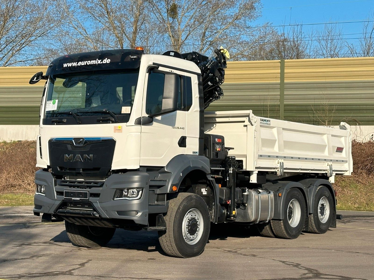 MAN TGS 28.440 6x4-4/3-Seiten- Kipper / Hiab 228-6 - Tipper, Crane truck: picture 2 MAN TGS 28.440 6x4-4/3-Seiten- Kipper / Hiab 228-6 - Tipper, Crane truck: picture 2
