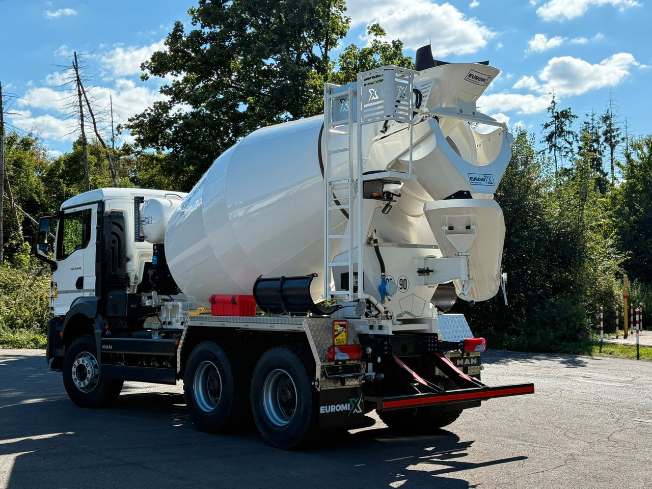 MAN TGS 33.440 / 6X4 Euro6e Euromix MTP EM 7 L - Concrete mixer truck: picture 5 MAN TGS 33.440 / 6X4 Euro6e Euromix MTP EM 7 L - Concrete mixer truck: picture 5