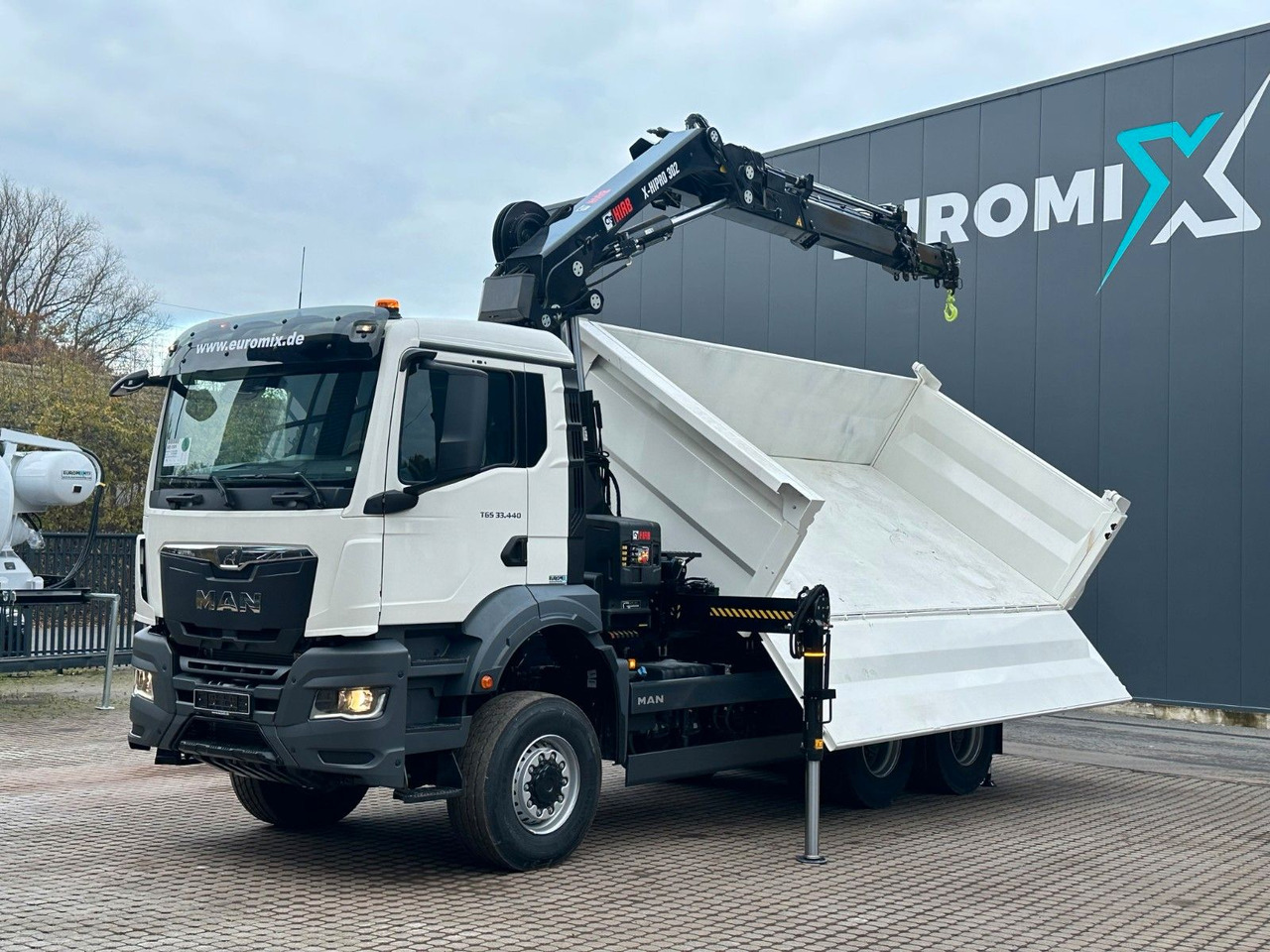 Tipper, Crane truck MAN TGS 33.440 6x6 /3-Seiten- Kipper / Kran HIAB 302: picture 5