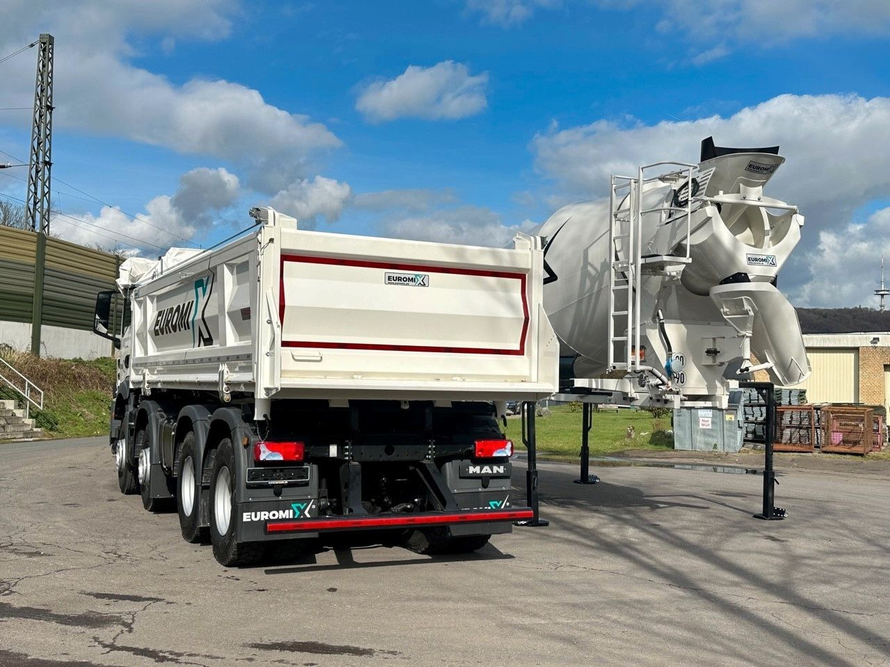 MAN TGS 41.440 8x4 WECHSELSYSTEM KIPPER+MISCHER - Tipper: picture 5 MAN TGS 41.440 8x4 WECHSELSYSTEM KIPPER+MISCHER - Tipper: picture 5