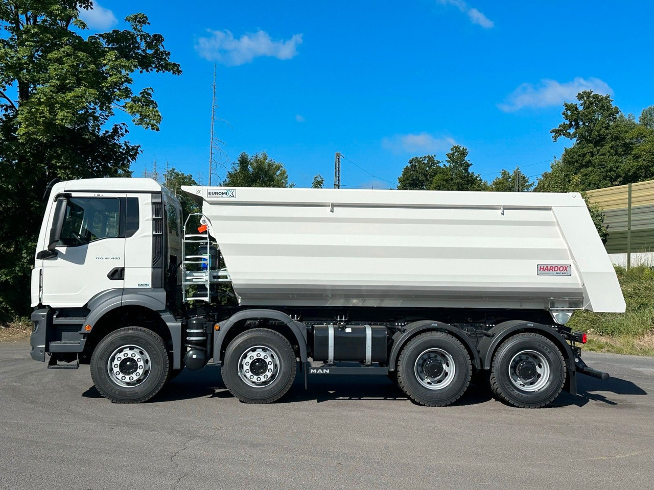 MAN TGS 41.480 BB 8X4 Euromix Mulden Kipper HARDOX - Tipper: picture 4 MAN TGS 41.480 BB 8X4 Euromix Mulden Kipper HARDOX - Tipper: picture 4