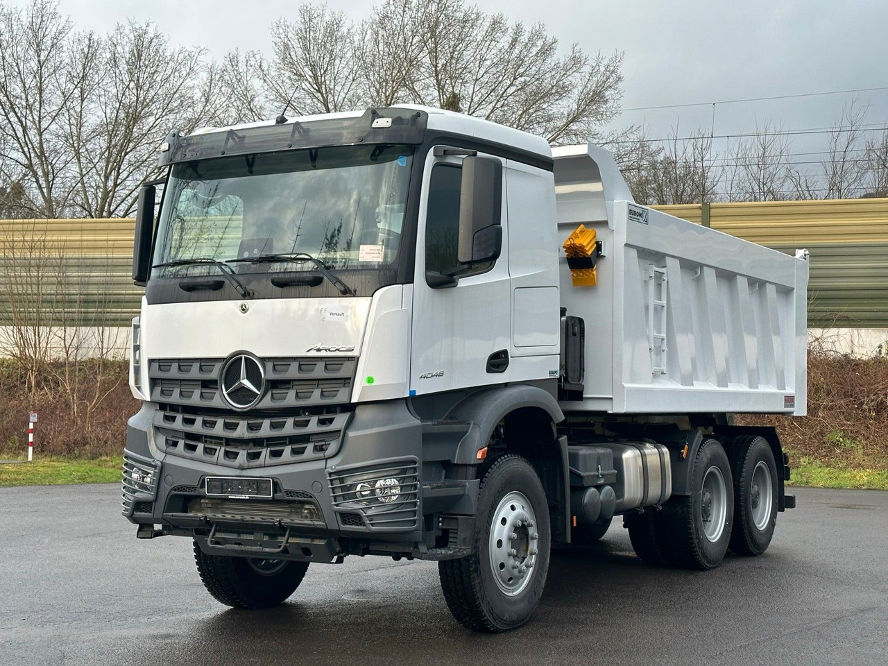 Mercedes-Benz 4048 6X4 Arcos 5 EuromixMTP Dumper Kipper - Skip loader truck: picture 2 Mercedes-Benz 4048 6X4 Arcos 5 EuromixMTP Dumper Kipper - Skip loader truck: picture 2