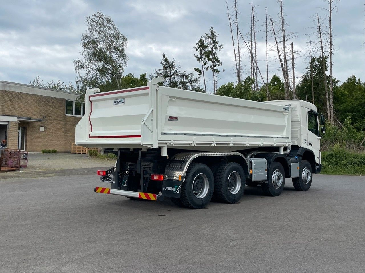 Volvo FMX 460 8x4 / EuromixMTP 3-Seiten-Kipper - Tipper: picture 5 Volvo FMX 460 8x4 / EuromixMTP 3-Seiten-Kipper - Tipper: picture 5