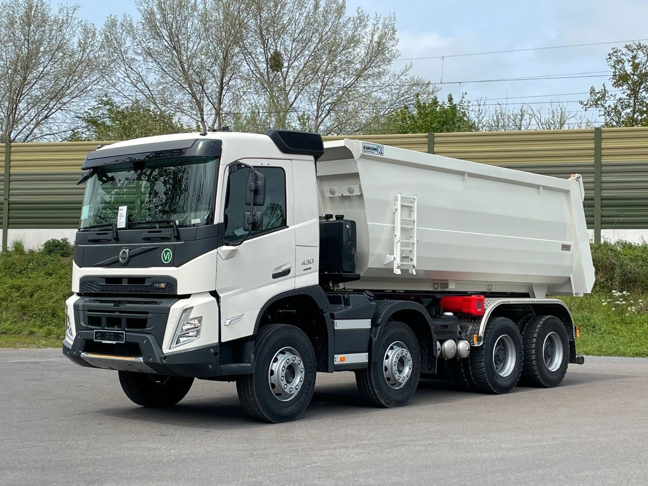 Volvo FMX 460 8x4 EuromixMTP EMK 20m³ Mulden Kipper - Tipper: picture 1 Volvo FMX 460 8x4 EuromixMTP EMK 20m³ Mulden Kipper - Tipper: picture 1