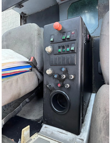 Road sweeper Bucher CITYCAT 5000SL **SWEEPER-BALAYEUSE**: picture 19