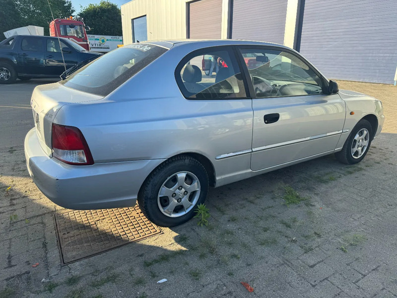 Hyundai Accent **PETROL-ESSENCE-BELGIUM CAR** - Sedan: picture 4 Hyundai Accent **PETROL-ESSENCE-BELGIUM CAR** - Sedan: picture 4