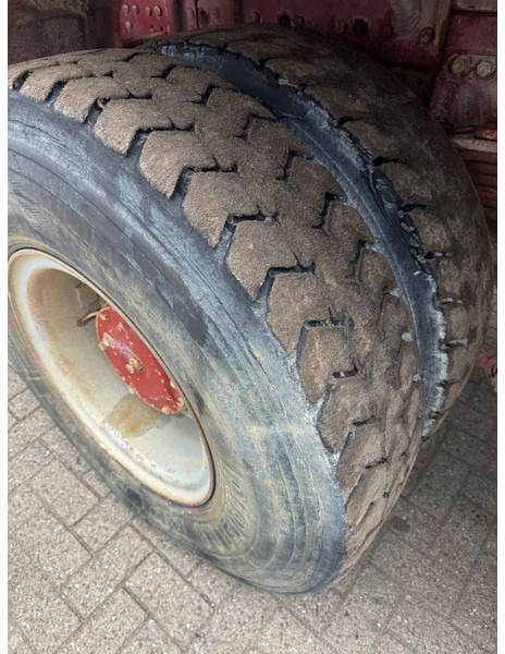 Tipper Iveco Turbotech 330.30 **6CYLINDER-WATERCOOLING-BIG AXXLES**: picture 15 Tipper Iveco Turbotech 330.30 **6CYLINDER-WATERCOOLING-BIG AXXLES**: picture 15