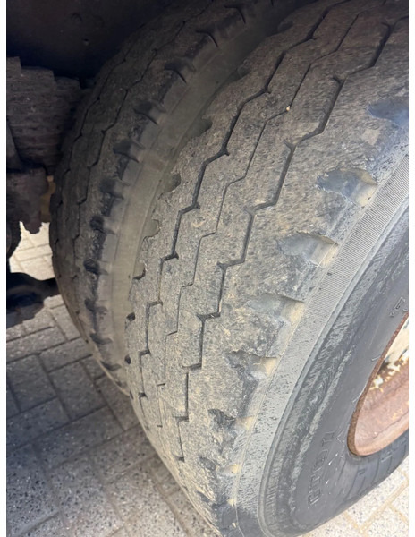 Vacuum truck MAN F8 **32.291 8x4-6Cyl-BELGIAN TRUCK-BIG AXXLES**: picture 16 Vacuum truck MAN F8 **32.291 8x4-6Cyl-BELGIAN TRUCK-BIG AXXLES**: picture 16