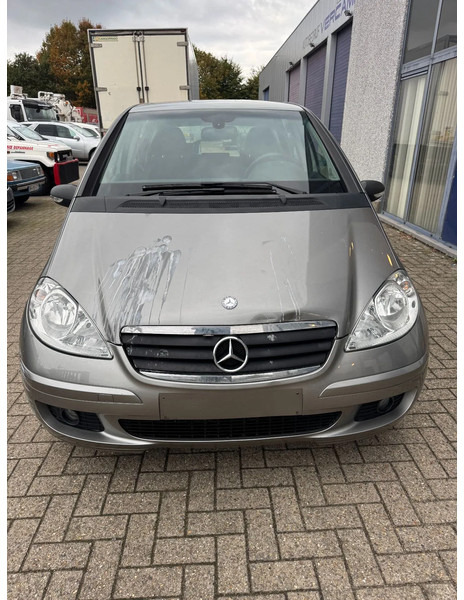 Mercedes-Benz A-Klasse **A180-AUTOMAAT** - Sedan: picture 2 Mercedes-Benz A-Klasse **A180-AUTOMAAT** - Sedan: picture 2