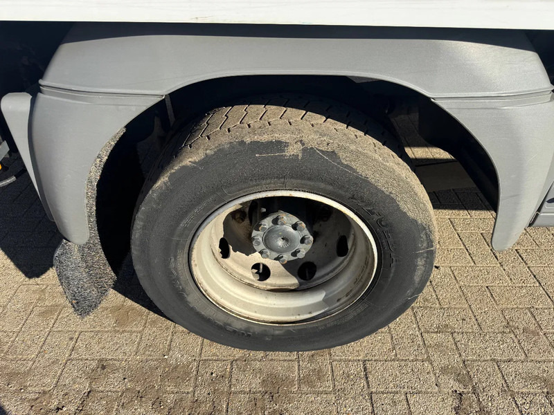 Mercedes-Benz Atego 1218 **BELGIAN TRUCK-REMOVAL LIFT TO 1ST FLOOR-TUV 02/2026** - Box truck: picture 5 Mercedes-Benz Atego 1218 **BELGIAN TRUCK-REMOVAL LIFT TO 1ST FLOOR-TUV 02/2026** - Box truck: picture 5