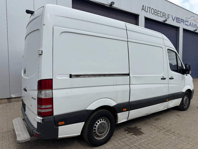 Mercedes-Benz Sprinter 311 **COOLING FOR MEDICATION TRANSPORT-EURO6B-AIRCO** - Refrigerated van: picture 4 Mercedes-Benz Sprinter 311 **COOLING FOR MEDICATION TRANSPORT-EURO6B-AIRCO** - Refrigerated van: picture 4