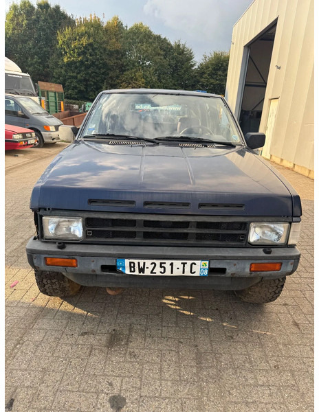Nissan Terrano **4X4-DIESEL-LONG CHASSIS** - Car: picture 2 Nissan Terrano **4X4-DIESEL-LONG CHASSIS** - Car: picture 2