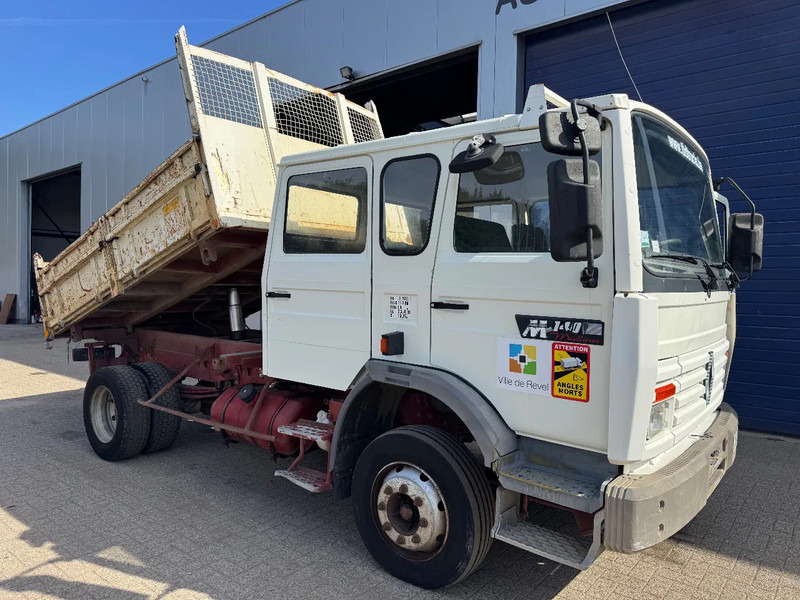 Renault Midliner **M140-6CYL-BENNE** - Tipper: picture 1 Renault Midliner **M140-6CYL-BENNE** - Tipper: picture 1
