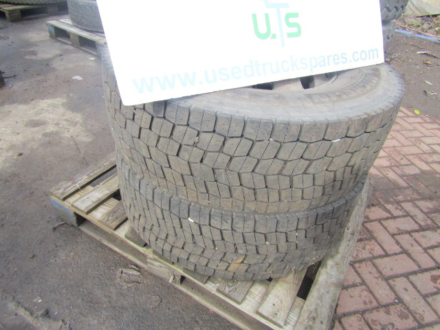 315/70/22.5 ALCOA (2) MICHILEN DRIVE PATTERN - Tire for Truck: picture 2 315/70/22.5 ALCOA (2) MICHILEN DRIVE PATTERN - Tire for Truck: picture 2