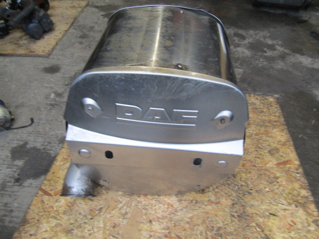 DAF XF 105 EXHAUST DPF/CAT EURO 5 SPEC P/NO 1685172-C1 - Exhaust system for Truck: picture 2 DAF XF 105 EXHAUST DPF/CAT EURO 5 SPEC P/NO 1685172-C1 - Exhaust system for Truck: picture 2