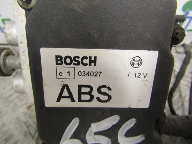IVECO DAILY 3.0 (FICE 3481C) ABS PUMP/ECU BOSCH P/NO 0265800606 IVECO P/NO 504182322 - Brake parts for Truck: picture 2 IVECO DAILY 3.0 (FICE 3481C) ABS PUMP/ECU BOSCH P/NO 0265800606 IVECO P/NO 504182322 - Brake parts for Truck: picture 2