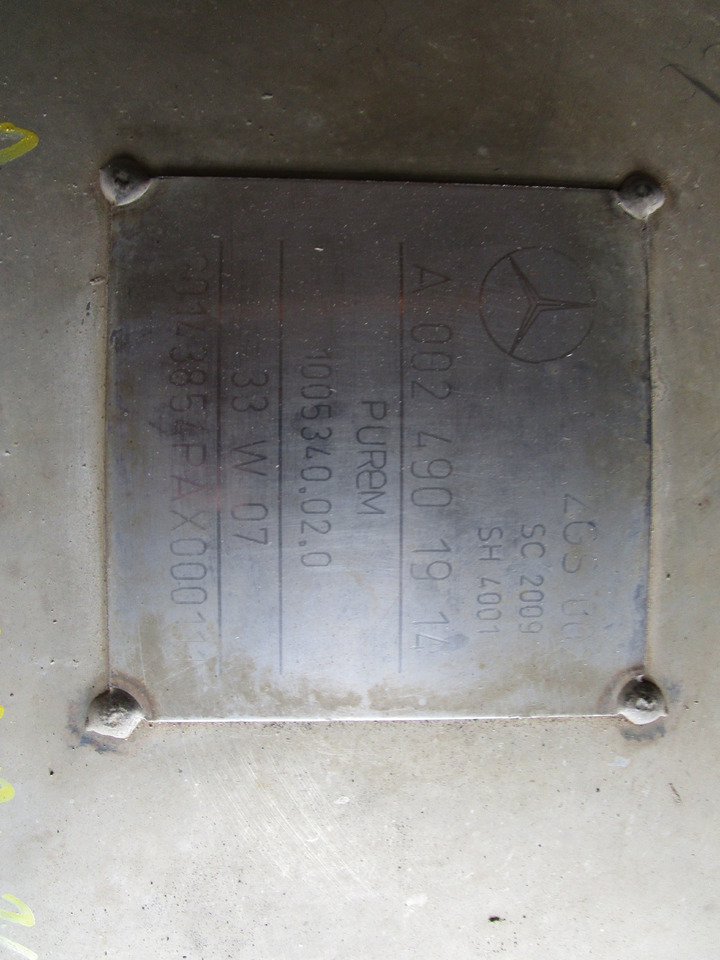 MERCEDES AXOR DPF CAT P/NO A0024901914 - Exhaust system for Truck: picture 2 MERCEDES AXOR DPF CAT P/NO A0024901914 - Exhaust system for Truck: picture 2