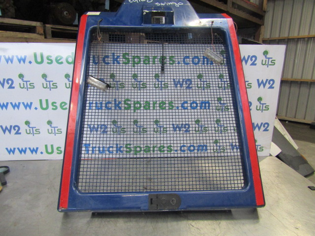 SCHMIDT SWINGO 2015 EURO 6 RADIATOR GRILL COMPLETE WITH STAYS - Cab and interior for Truck: picture 1 SCHMIDT SWINGO 2015 EURO 6 RADIATOR GRILL COMPLETE WITH STAYS - Cab and interior for Truck: picture 1