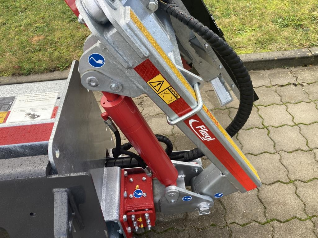 Fliegl WOODKING DUO - Attachment for Forestry equipment: picture 5 Fliegl WOODKING DUO - Attachment for Forestry equipment: picture 5
