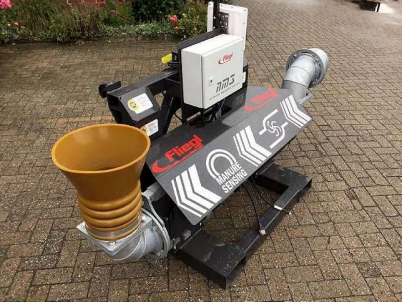 Fliegl NIR STATION 8 - Fertilizing equipment: picture 4 Fliegl NIR STATION 8 - Fertilizing equipment: picture 4