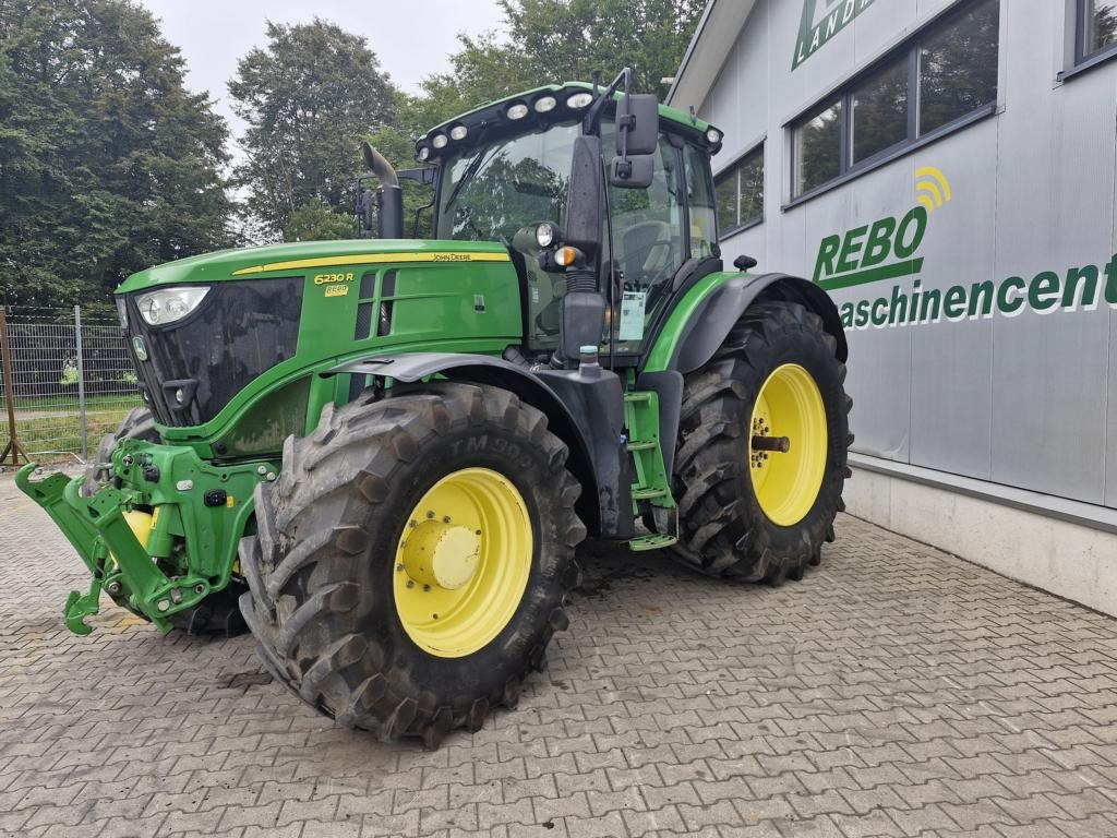John Deere 6230R - Farm tractor: picture 1 John Deere 6230R - Farm tractor: picture 1