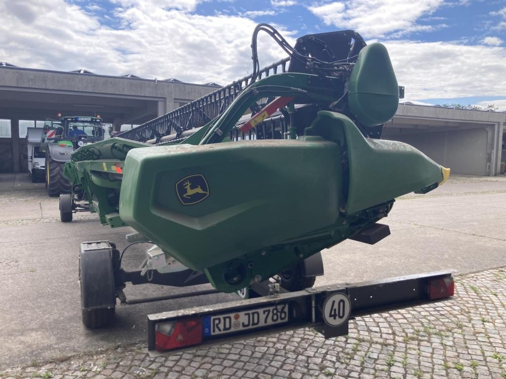 John Deere RD35F - Combine harvester: picture 3 John Deere RD35F - Combine harvester: picture 3