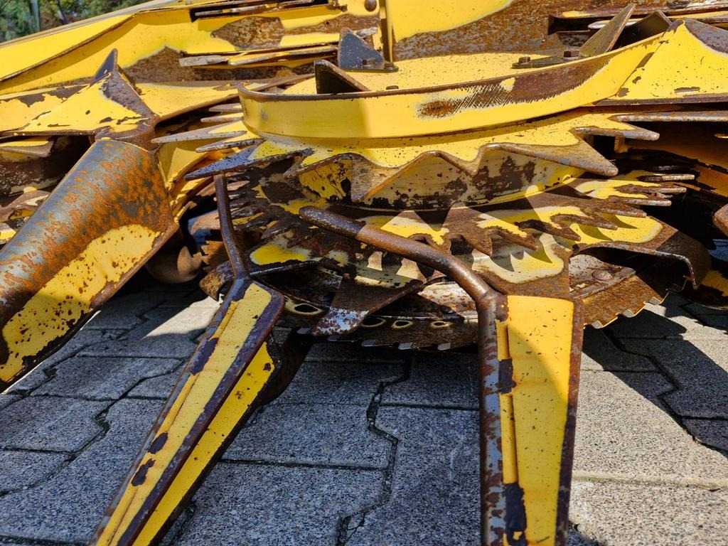 New Holland MAISVORSATZ 900S FI / 390 - Corn header: picture 5 New Holland MAISVORSATZ 900S FI / 390 - Corn header: picture 5