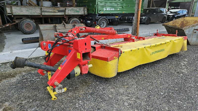 Pöttinger Novacat 305 H - Mower: picture 1 Pöttinger Novacat 305 H - Mower: picture 1