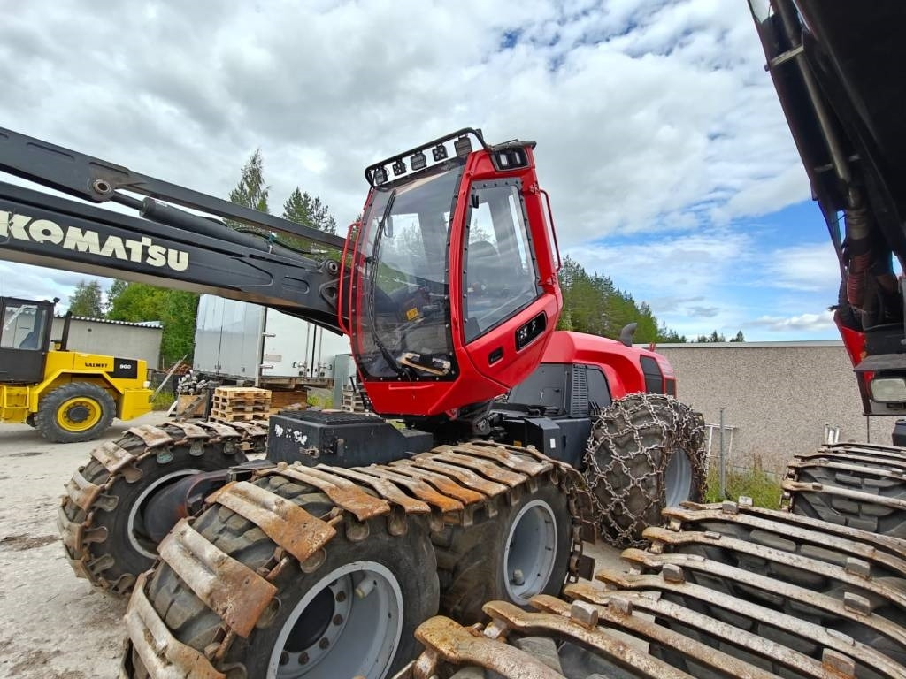 Komatsu 901  - Forestry harvester: picture 2 Komatsu 901  - Forestry harvester: picture 2