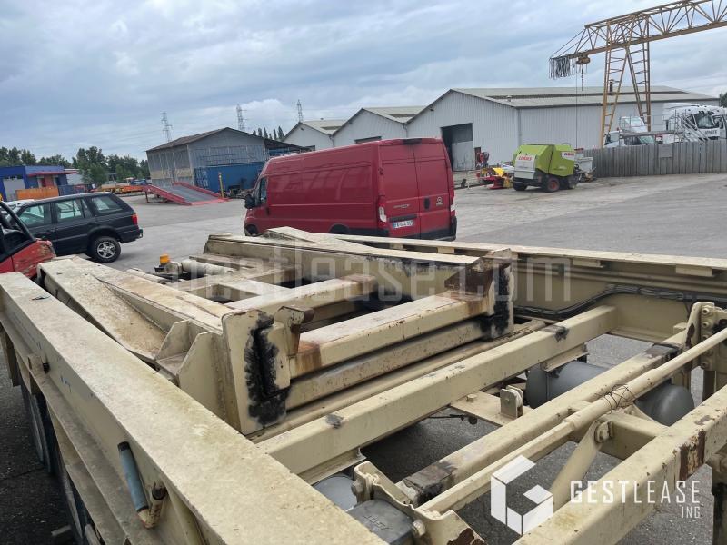 Container transporter/ Swap body semi-trailer Masso PORTE SILOS: picture 7 Container transporter/ Swap body semi-trailer Masso PORTE SILOS: picture 7