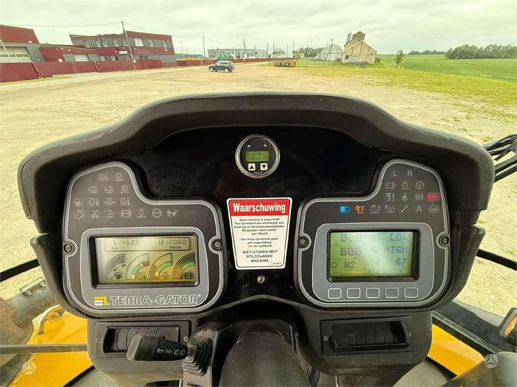 Leasing of CAT TerraGator 2104 CE&EPA  CAT TerraGator 2104 CE&EPA: picture 18