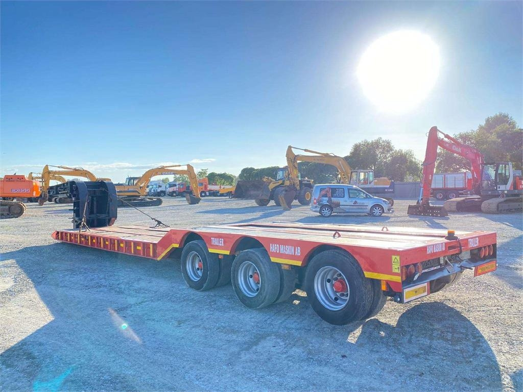 Hako Gooseneck lowbed , axle lift - Semi-trailer: picture 5 Hako Gooseneck lowbed , axle lift - Semi-trailer: picture 5